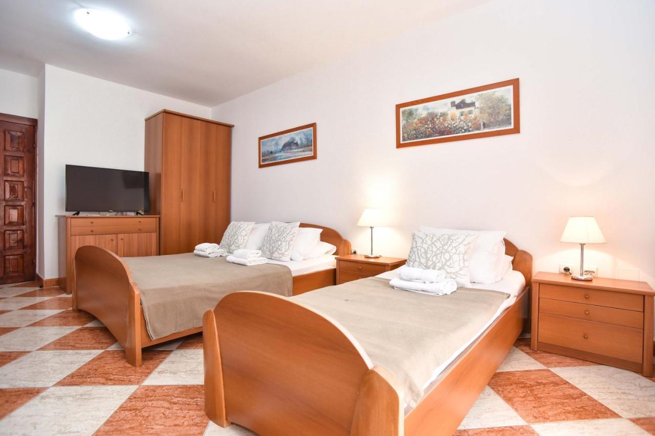 Apartments Adok Budva Ngoại thất bức ảnh